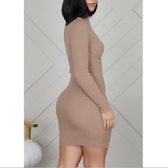 Ribbed Corset Bodycon dress - Picture 2 of 4